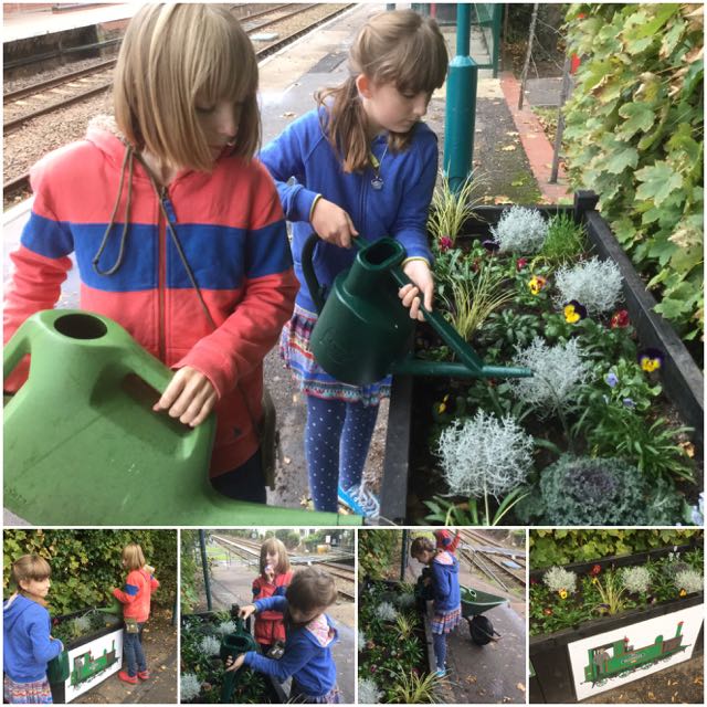 children volunteering in halesworth